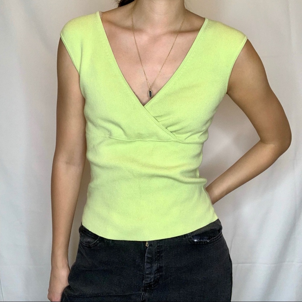 FITTED SLIME GREEN KNIT 🤑